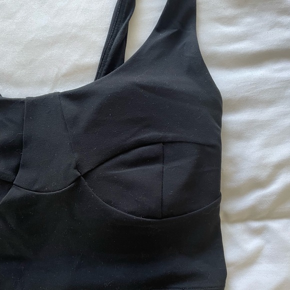 Lululemon black tank - Picture 3 of 3